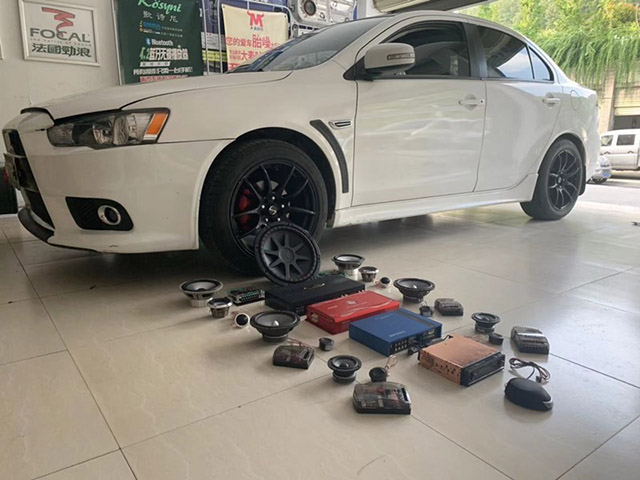 倾情打造十堰首台车载7.1音响系统 - 三凌蓝瑟翼神 十堰天宇汽车音响改装